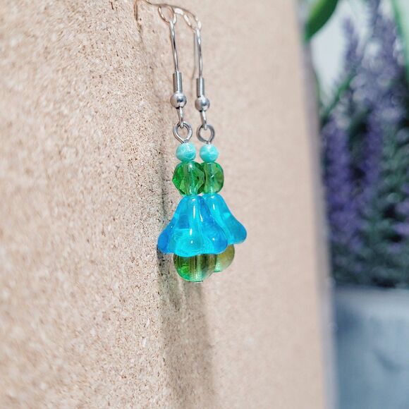 NEW BOHEMIALIZ earrings 688grnblu#mfs Green Czech flower dangle earrings fairy e - Picture 5 of 5